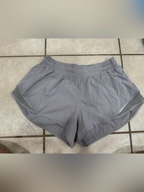Lululemon Hotty Hot 2.5”